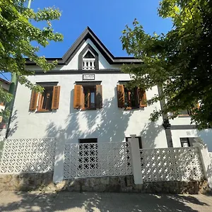 Nueva 1910 Homestay Getxo